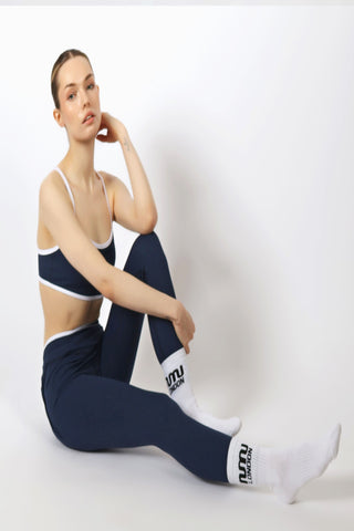 Sporty & Stylish White Socks – Perfect Everyday Wear